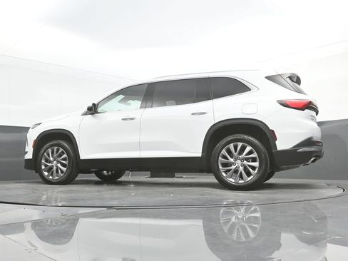 Used 2026 Buick Enclave Preferred w/ Power Package FWD image 46