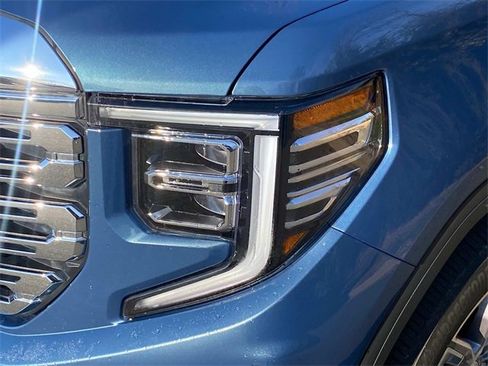 Used 2024 GMC Sierra 1500 Denali w/ Denali Reserve Package image 5