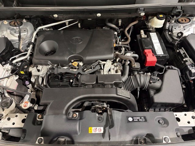 Used 2019 Toyota RAV4 LE w/ Carpet Mat Package FWD image 26