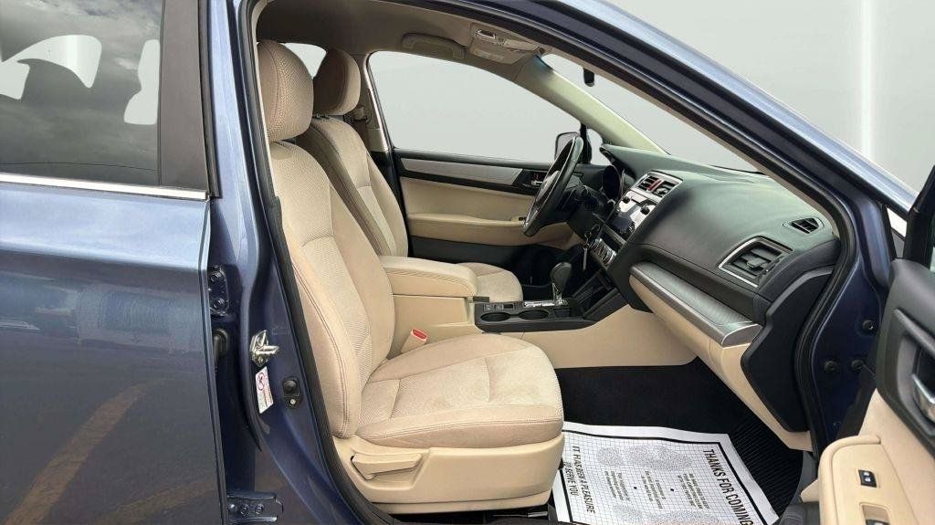 Used 2017 Subaru Outback 2.5i Premium AWD/4WD image 13