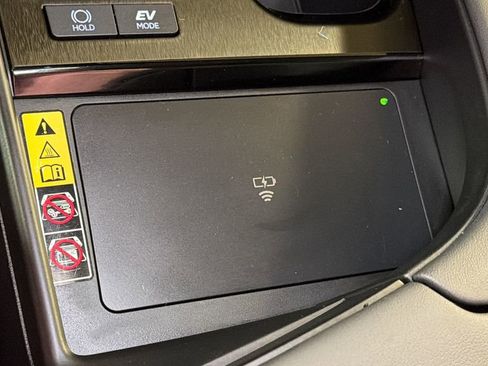 Used 2023 Lexus ES 300h Ultra Luxury w/ Accessory Package (Z2) image 27