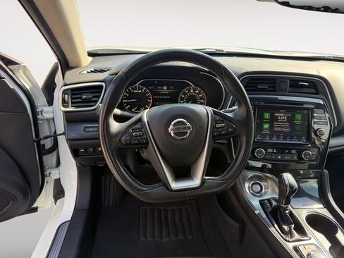 Used 2021 Nissan Maxima Platinum FWD image 13