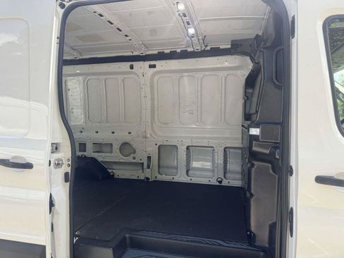 Used 2020 Ford Transit 250 Medium Roof RWD image 15