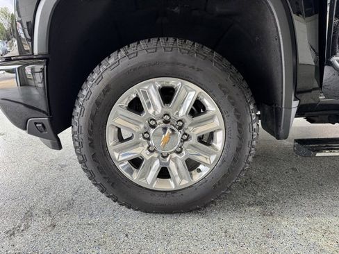 Used 2024 Chevrolet Silverado 2500 High Country w/ High Country Premium Package image 26