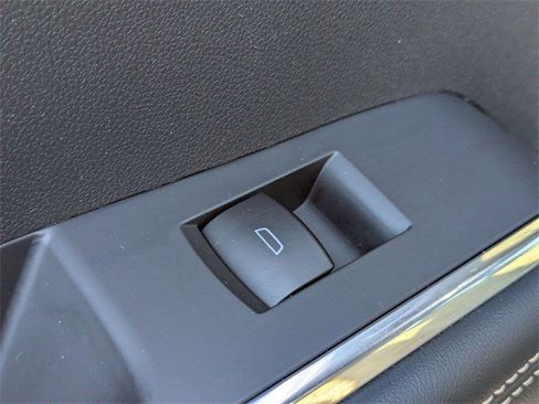 Certified 2025 GMC Acadia Elevation image 25