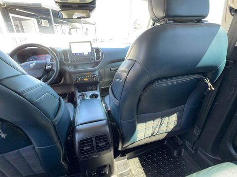 Used 2022 Ford Bronco Sport Outer Banks w/ Tech Package AWD/4WD image 32