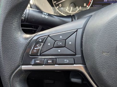 Used 2019 Nissan Altima 2.5 S FWD image 24