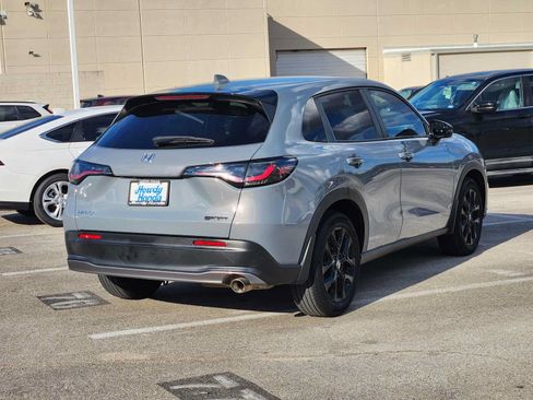 Used 2024 Honda HR-V Sport image 6