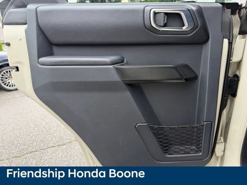 Used 2025 Ford Bronco Badlands AWD/4WD image 34