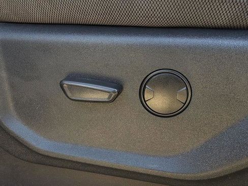 Certified 2022 Ford F350 XLT w/ XLT Value Package image 24