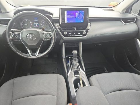 Certified 2023 Toyota Corolla Cross LE FWD image 14