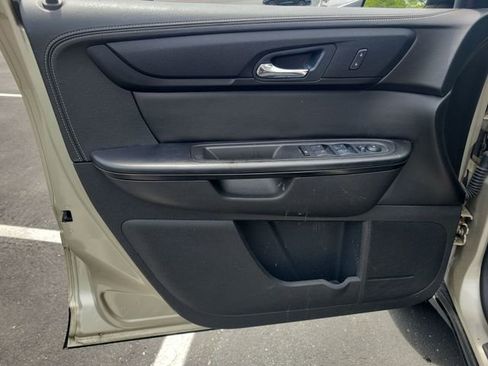 Used 2016 GMC Acadia SLE AWD/4WD image 35