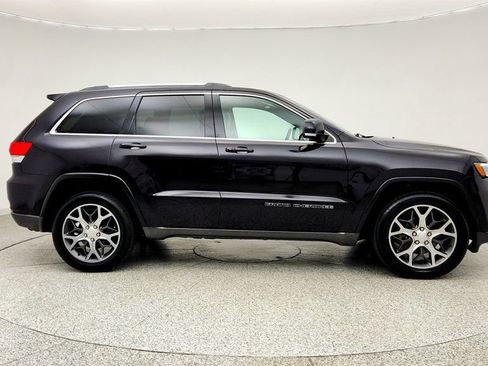 Used 2018 Jeep Grand Cherokee Limited RWD image 4