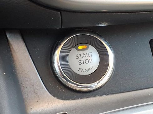 Used 2024 Nissan Murano SV AWD/4WD image 27