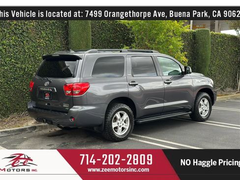 Used 2015 Toyota Sequoia SR5 w/ Premium Package AWD/4WD image 6