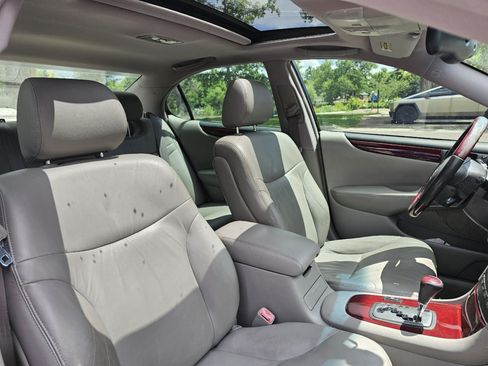 Used 2004 Lexus ES 330 FWD image 36
