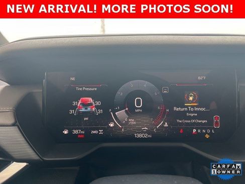 Used 2024 GMC Acadia Elevation w/ Black Edition image 10