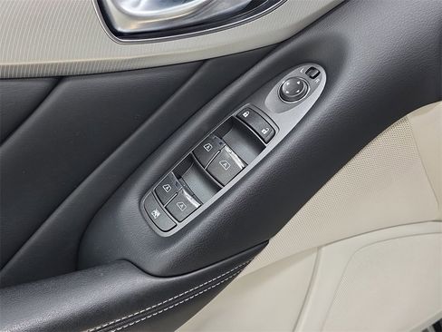 Used 2020 INFINITI Q50 Luxe w/ Essential Package (3.0T Luxe) image 28