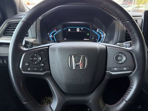Certified 2024 Honda Odyssey Sport image 29