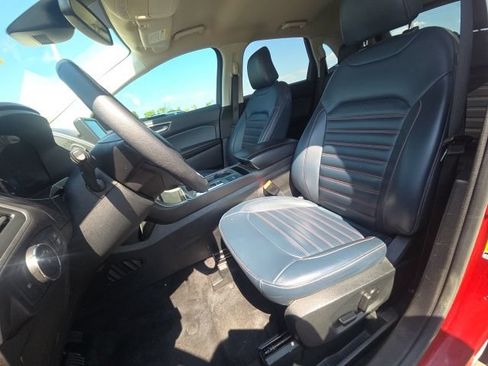 Used 2022 Ford Edge SEL w/ Sport Appearance Package AWD/4WD image 26