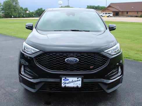 Used 2024 Ford Edge ST w/ Equipment Group 401A AWD/4WD image 2