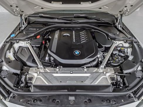 Used 2021 BMW 440i xDrive Coupe w/ Premium Package image 16