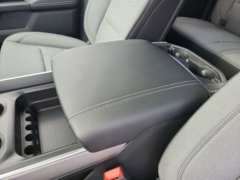 New 2026 RAM 1500 4x4 Crew Cab image 21