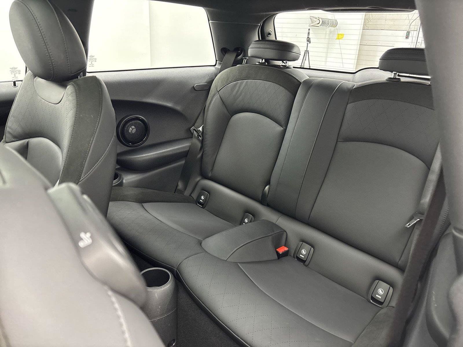 Used 2023 MINI Cooper SE FWD image 29
