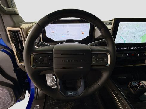 Used 2024 GMC Hummer EV 3X AWD/4WD image 13