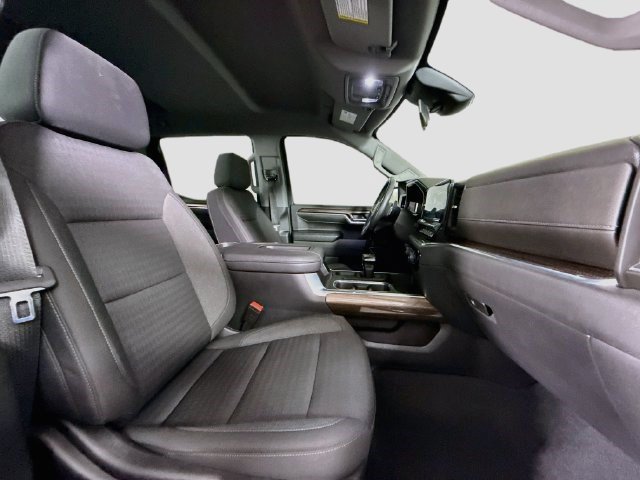 Used 2022 Chevrolet Silverado 1500 LT Trail Boss AWD/4WD image 28