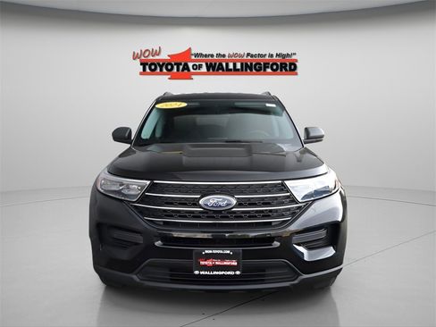 Used 2024 Ford Explorer XLT image 8