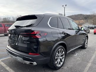 Used 2025 BMW X5 xDrive40i video 3