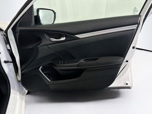 Used 2019 Honda Civic LX image 29