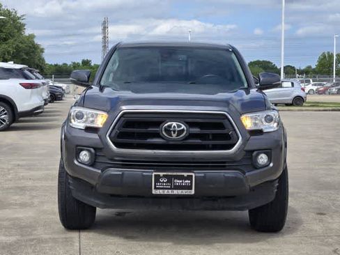 Used 2020 Toyota Tacoma SR5 w/ Technology Package AWD/4WD image 6