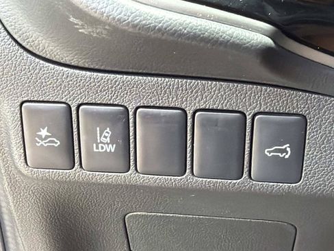 Used 2020 Mitsubishi Outlander SEL FWD image 28