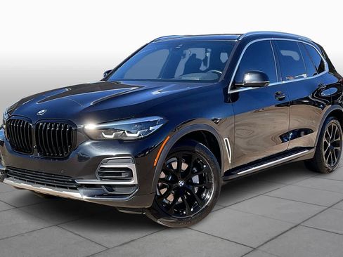 Used 2023 BMW X5 xDrive40i w/ Premium Package image 3