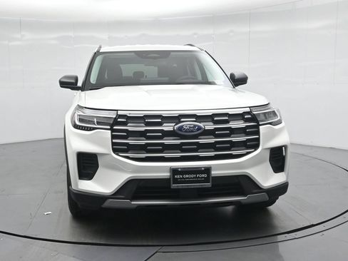 New 2026 Ford Explorer Active RWD image 54