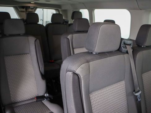 Used 2023 Ford Transit 350 XLT image 27