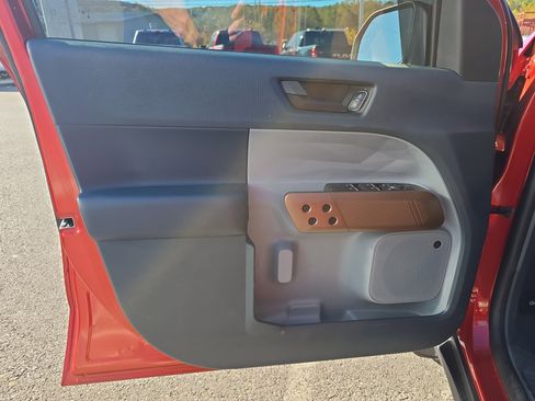 Used 2023 Ford Maverick Lariat w/ Lariat Luxury Package image 18