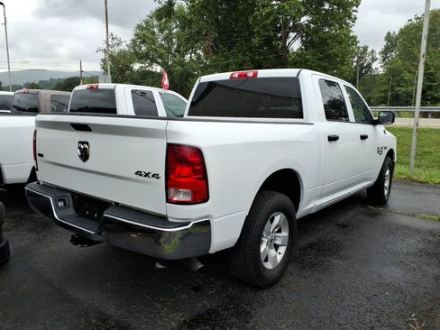 Used 2023 RAM 1500 Classic SLT w/ Protection Group AWD/4WD image 2