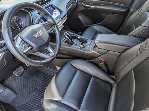 Used 2021 Cadillac XT4 Sport w/ Cold Weather Package image 8