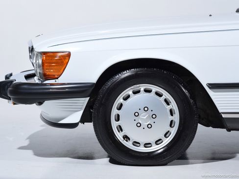 Used 1989 Mercedes-Benz 560 SL image 14