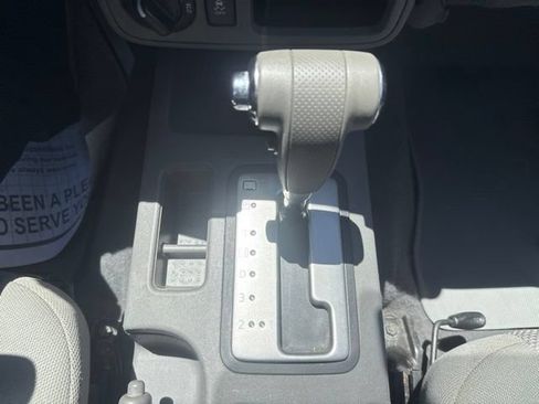 Used 2019 Nissan Frontier SV AWD/4WD image 19