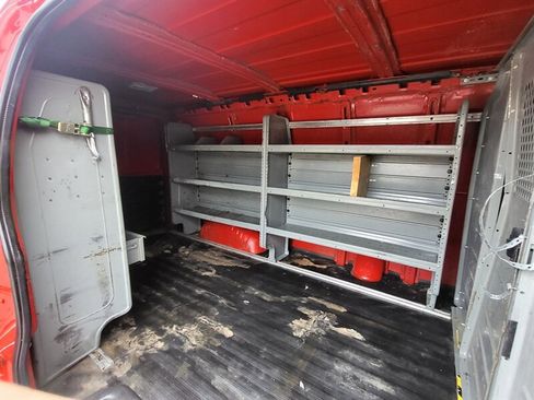 Used 2012 Chevrolet Express 3500 image 13