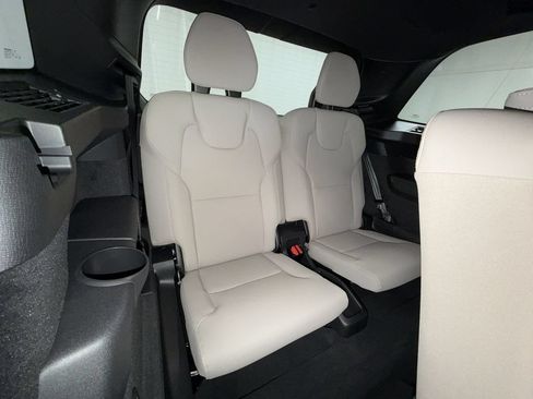 New 2026 Volvo XC90 B6 Plus AWD/4WD image 18
