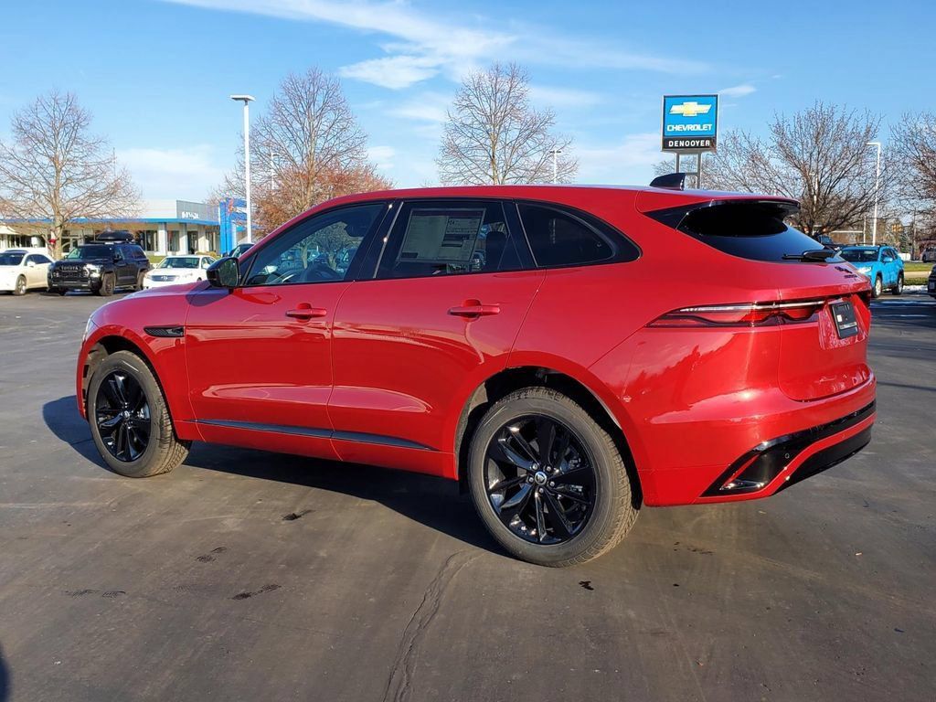 Used 2024 Jaguar F-PACE R-Dynamic S AWD/4WD image 4