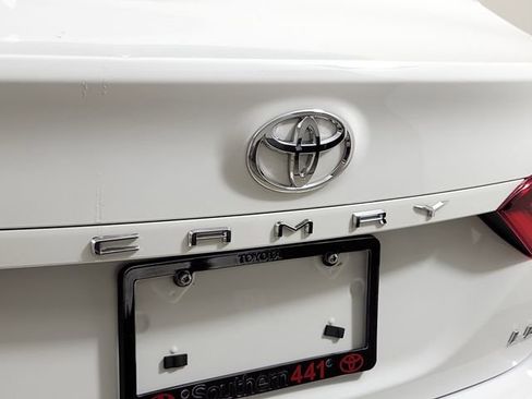 Used 2024 Toyota Camry LE FWD image 9