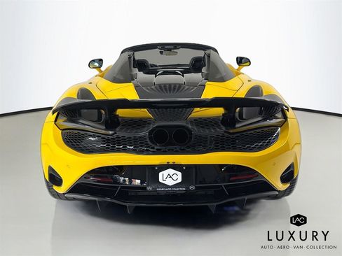 Used 2024 McLaren 750S Spider image 7
