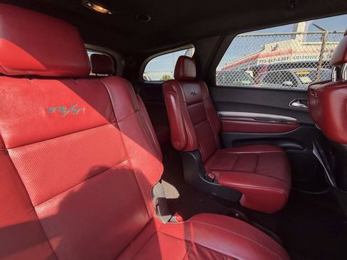 Used 2016 Dodge Durango R/T w/ Technology Group RWD image 33