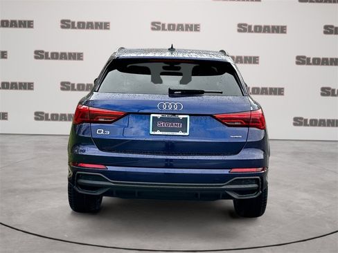 New 2025 Audi Q3 2.0T Premium image 4